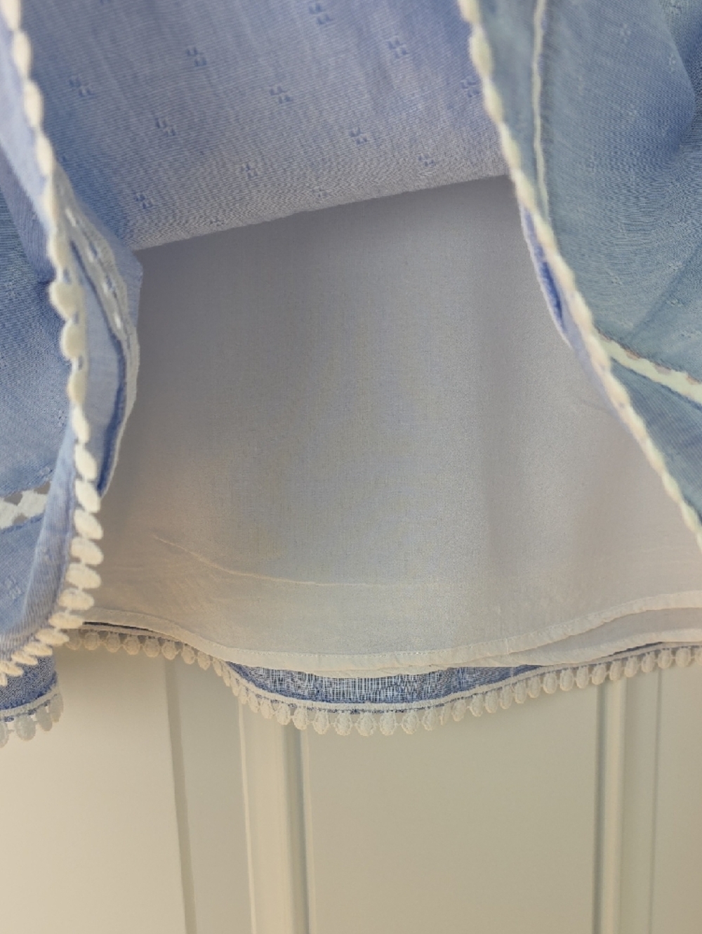 White House Black Market Light Blue A-Line Mini Skirt with Lace Trim. Size 14 - Picture 4 of 9